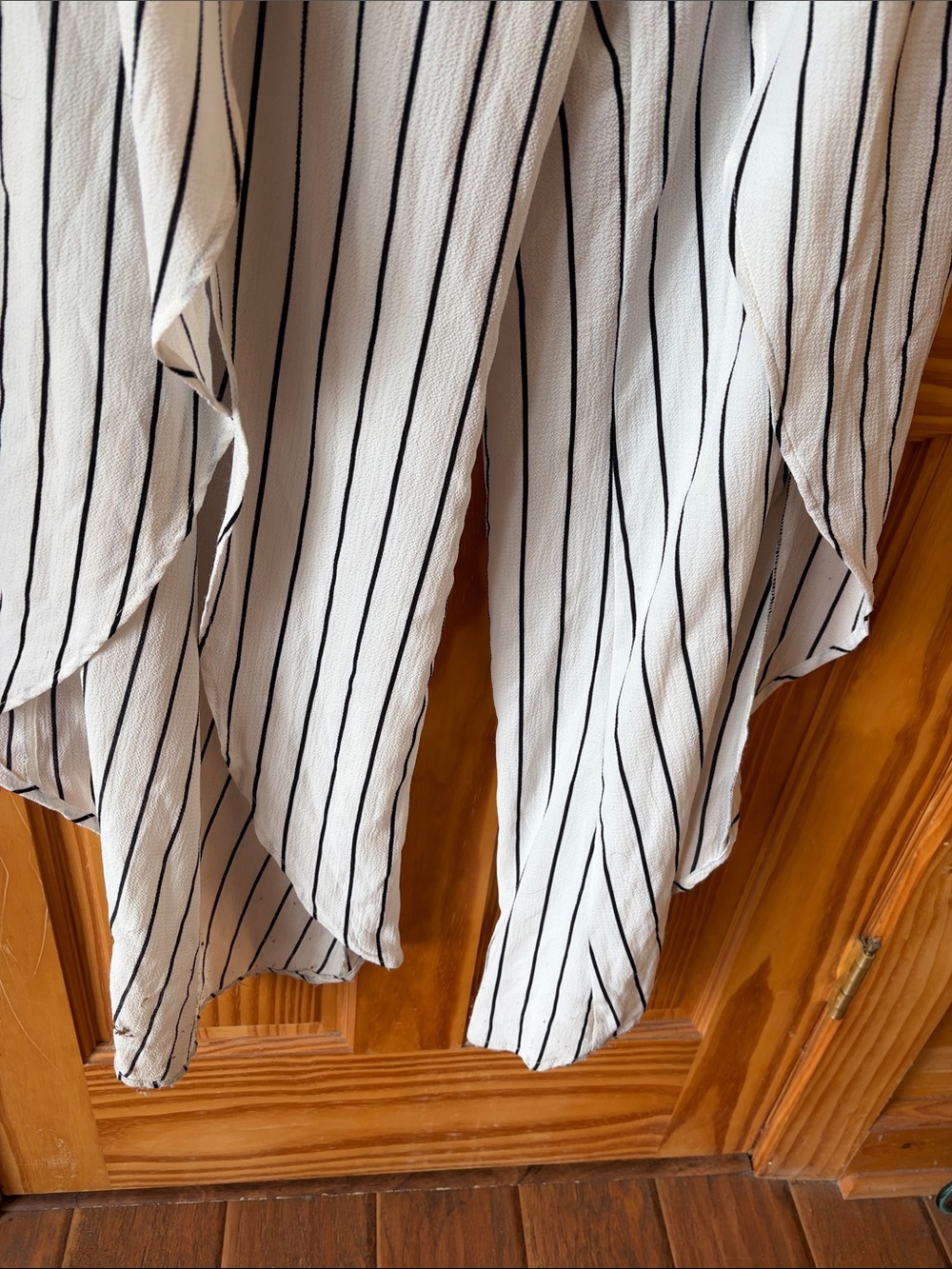 Mind Code White Wide-Leg Striped Ruffle Pants - Size Large - Picture 5 of 7